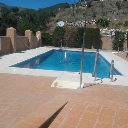 Precioso Apartamento En Complejo Residencial. Alcaucín المظهر الخارجي الصورة
